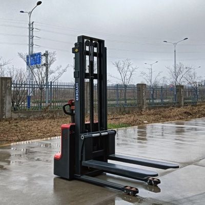 Material Handling 1.5t Load Capacity Electric Pallet Stacker with 3m Lift Height